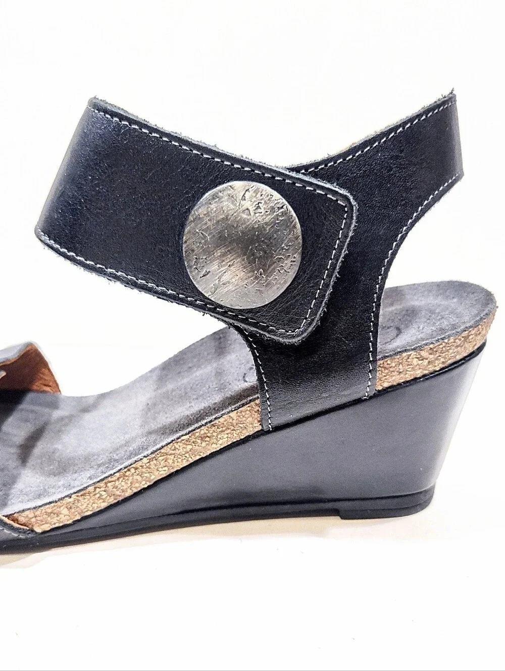 Taos Carousel 2 Black Leather Wedge Strap Sandals Women's Size EU 39 US 8-8.5